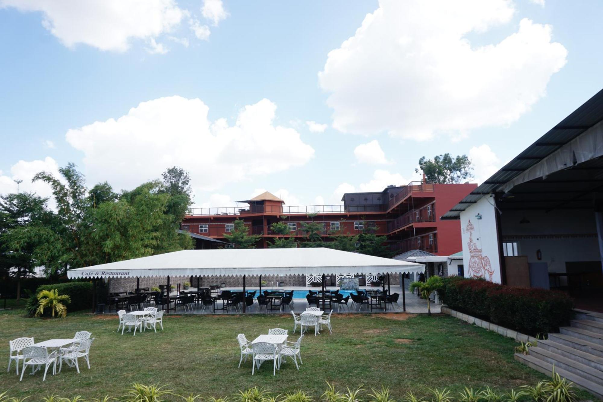 Vistar Resort & Hotels Kammasandra 外观 照片