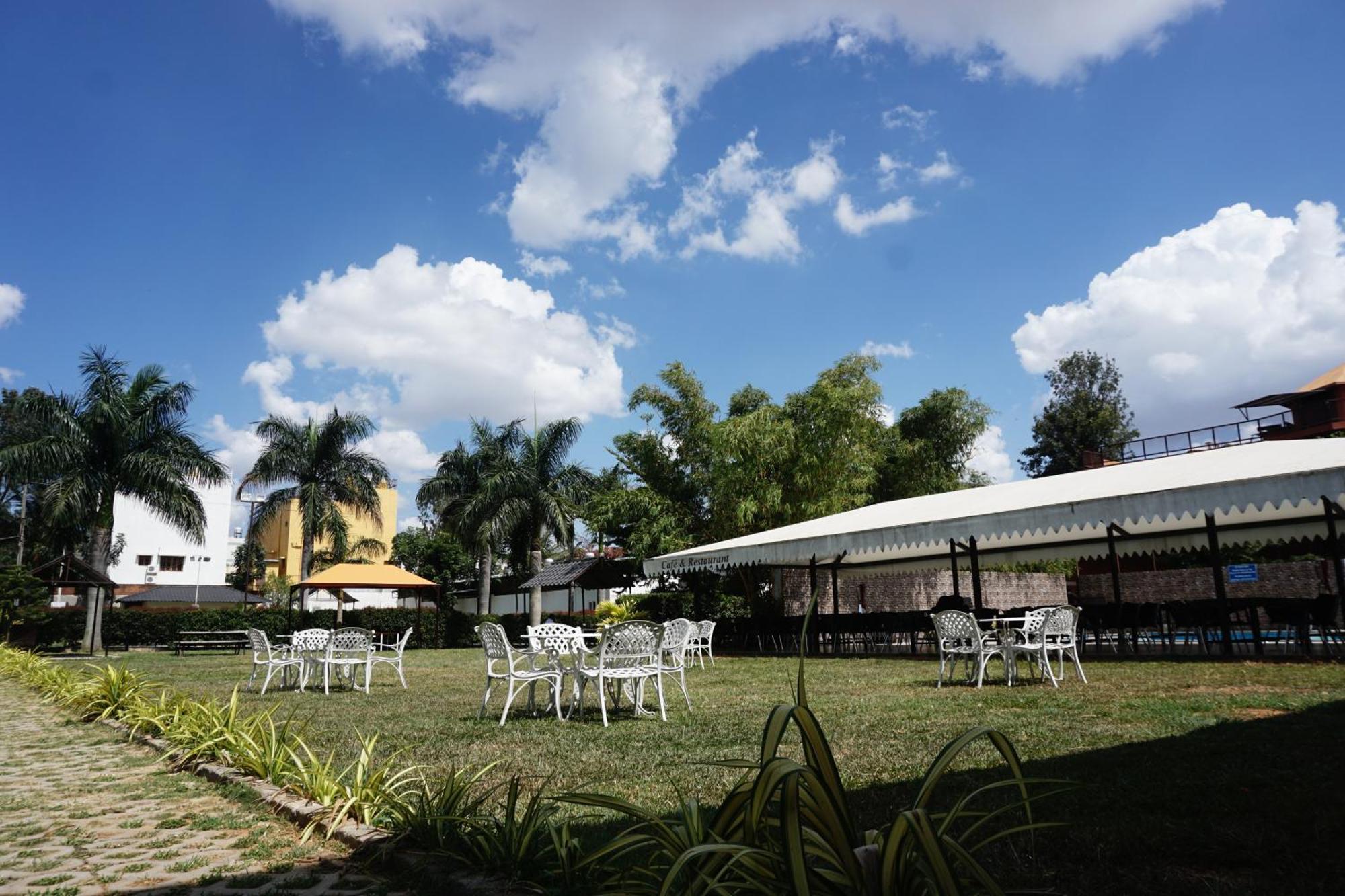 Vistar Resort & Hotels Kammasandra 外观 照片