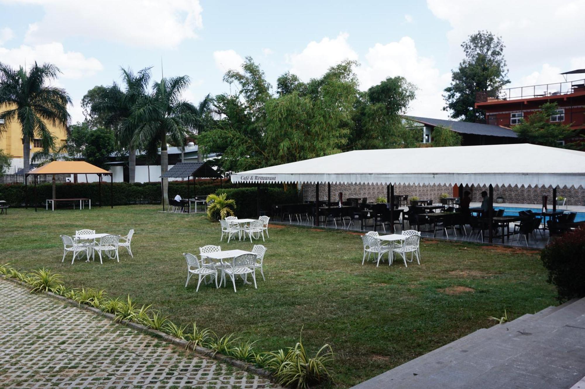 Vistar Resort & Hotels Kammasandra 外观 照片