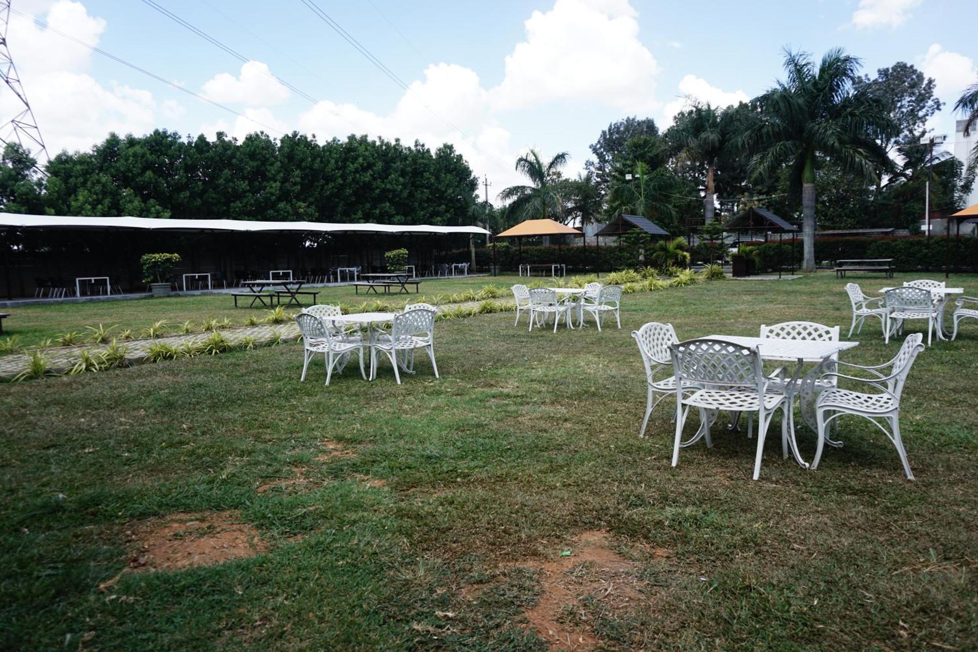 Vistar Resort & Hotels Kammasandra 外观 照片