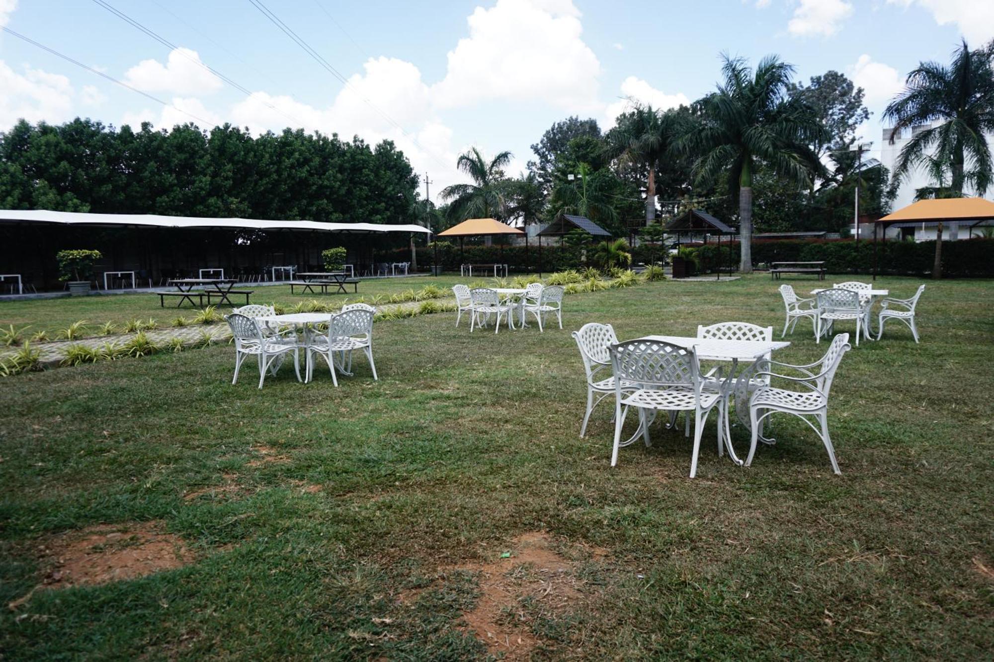 Vistar Resort & Hotels Kammasandra 外观 照片