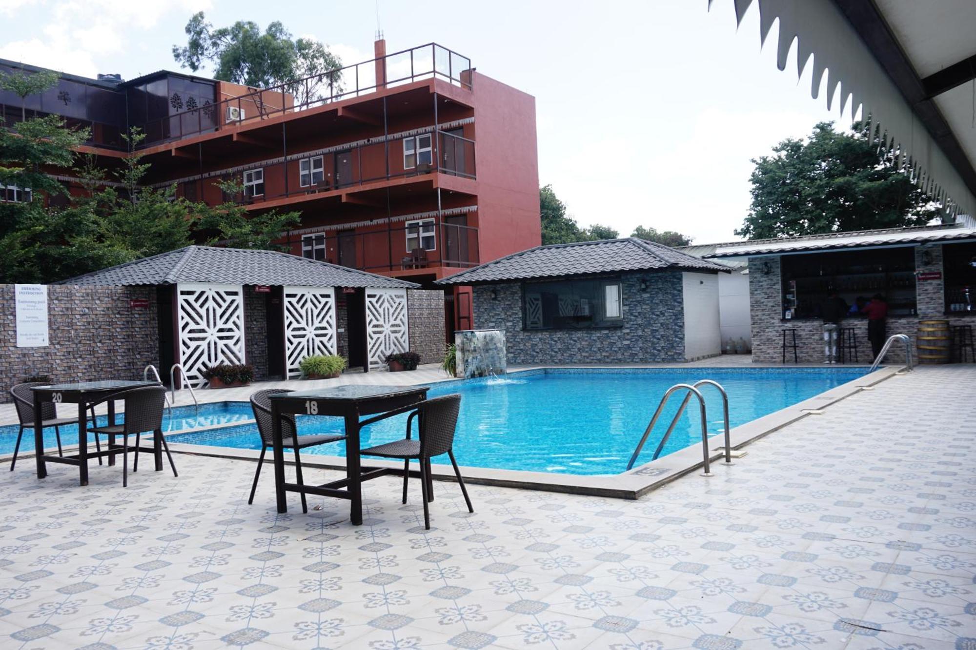 Vistar Resort & Hotels Kammasandra 外观 照片