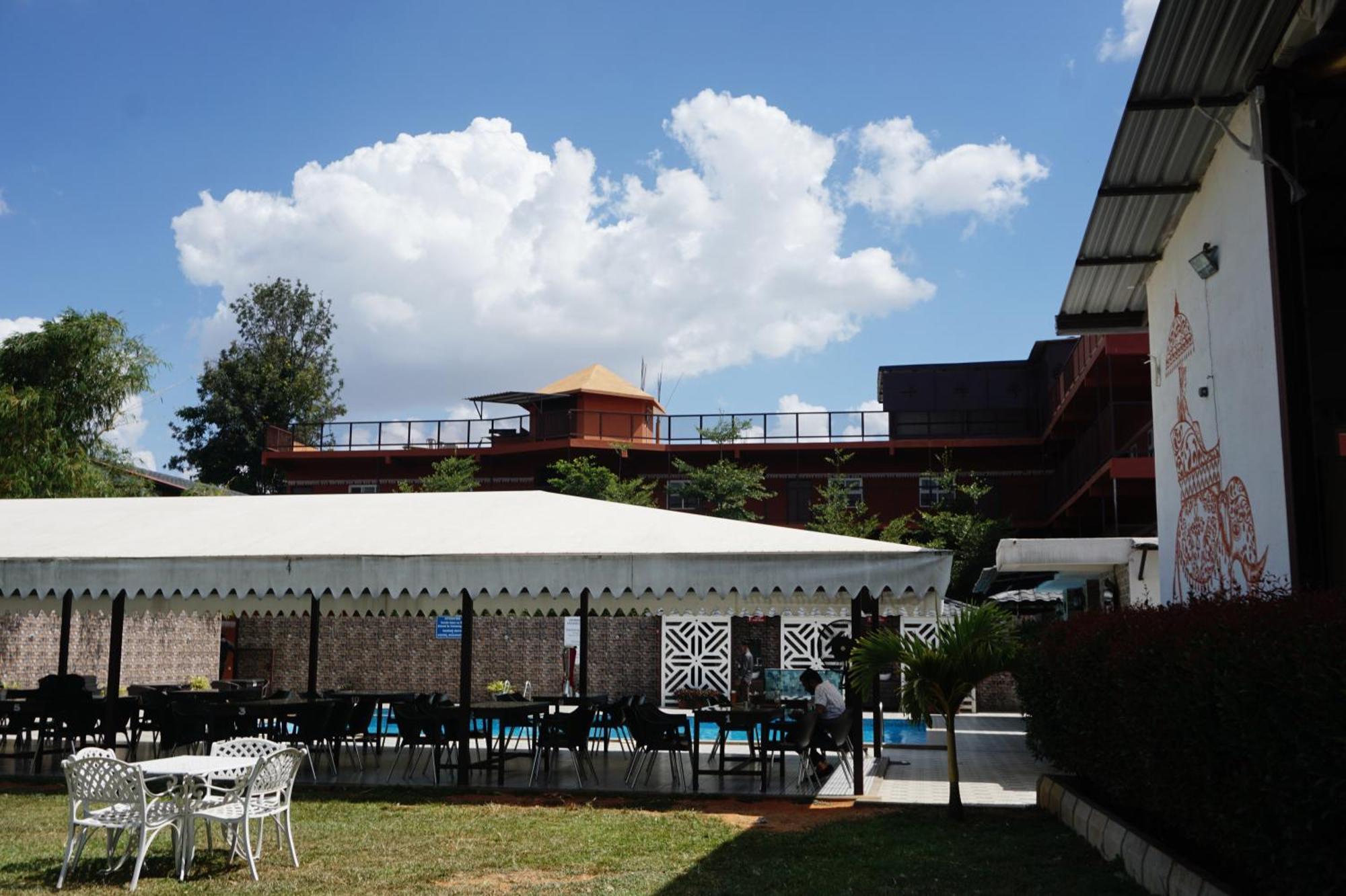 Vistar Resort & Hotels Kammasandra 外观 照片